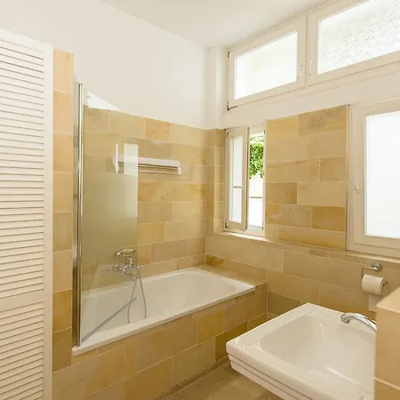 Apartment Auf Der Dominsel-lotus *